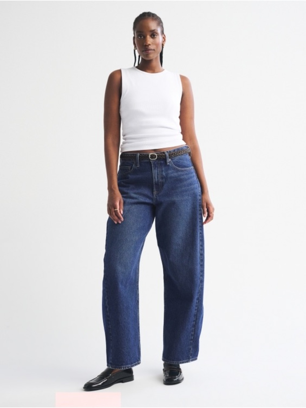 NWT Abercrombie & Fitch Mid-Rise Barrel Jeans Curve Love Denim Blue Jeans 32R